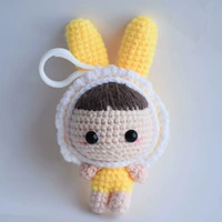 Ярко-желтый