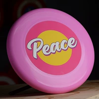 Розовый мирный летающий диск