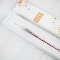 Красная подарочная коробка с белой коробкой без чернил