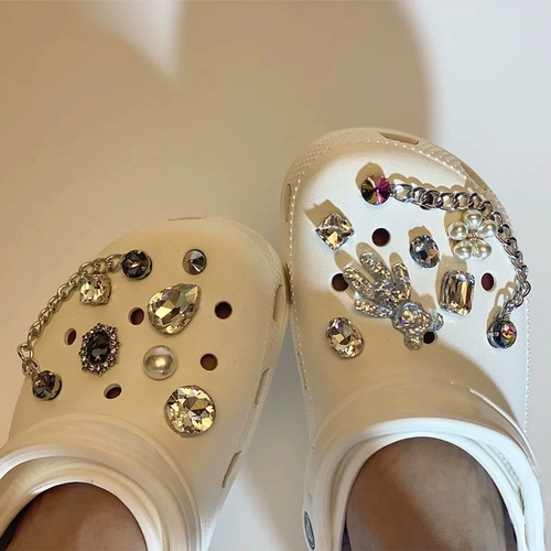 Crocs, аксессуары, бриллиантовое ювелирное украшение, съемный аксессуар, в стиле Шанель