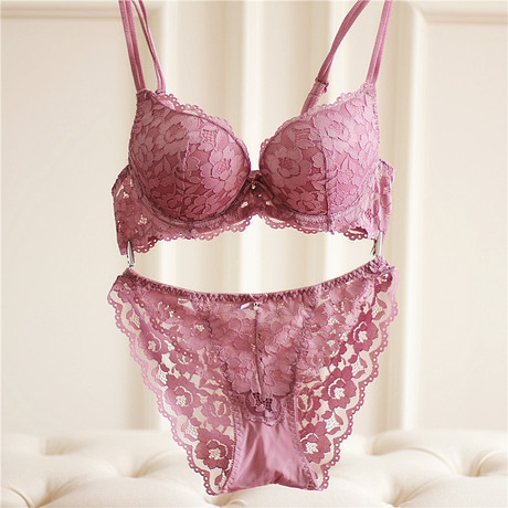 爱逛街为您找到女士内衣相关的宝贝,您可以在下面的板块中挑选喜欢的