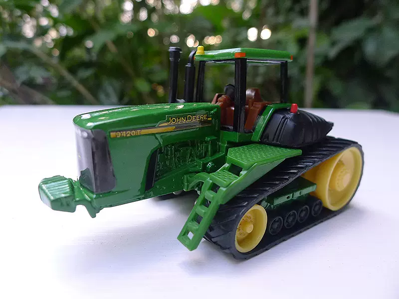 John Deere 4710 Field Sprayer迪尔高脚喷药机农用模型ERTL 1:64