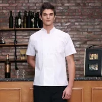 Чистый белый короткий рукав