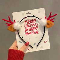 Плюшевые рога головы.