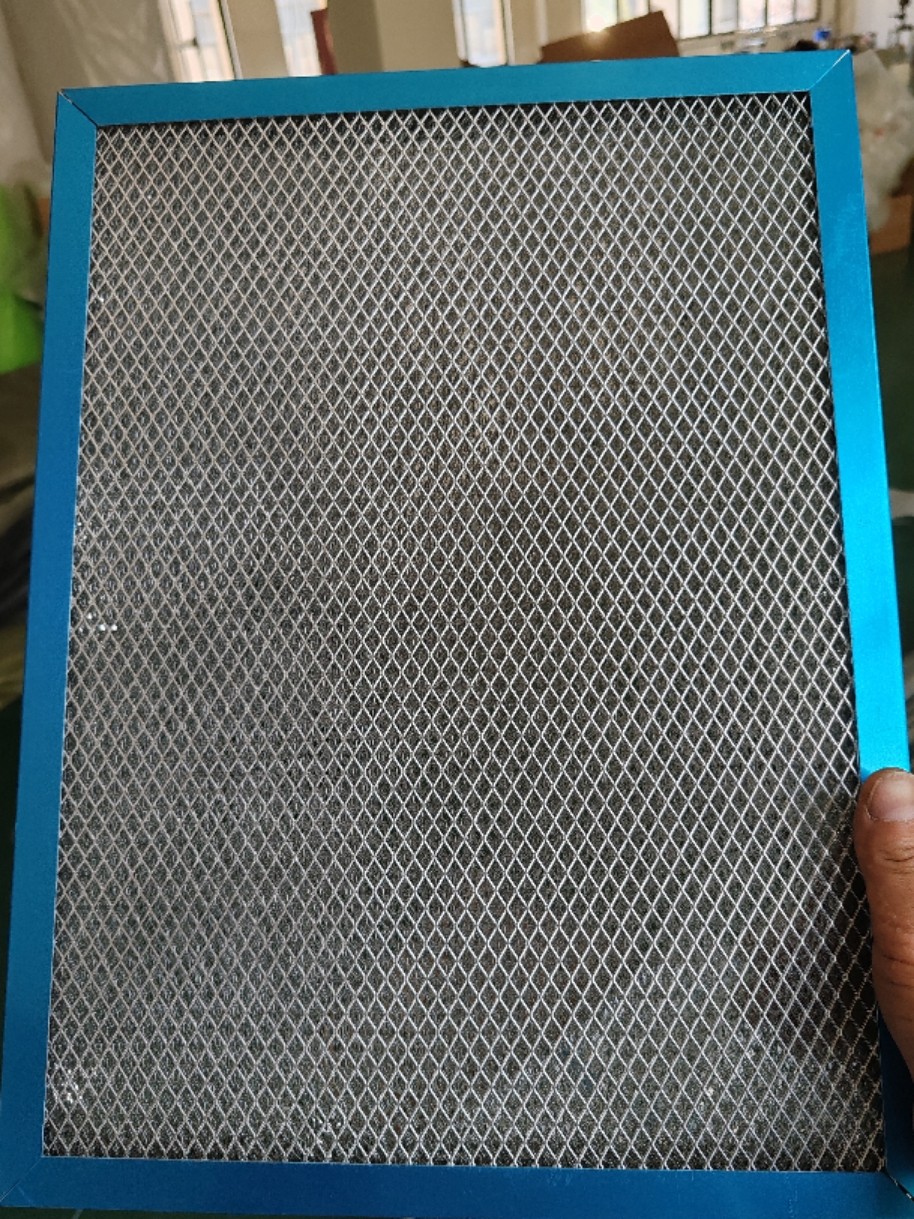 1000100025
