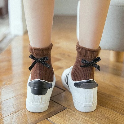 taobao agent ● Orangutan ● Japanese silver glittering wood ear -rolled cotton socks and bow as decorative retro forest -based socks