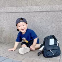 Темно -синий моряк