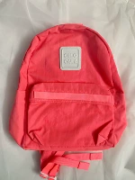 Светлый красный мизинец