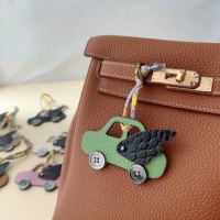 Свежий зеленый