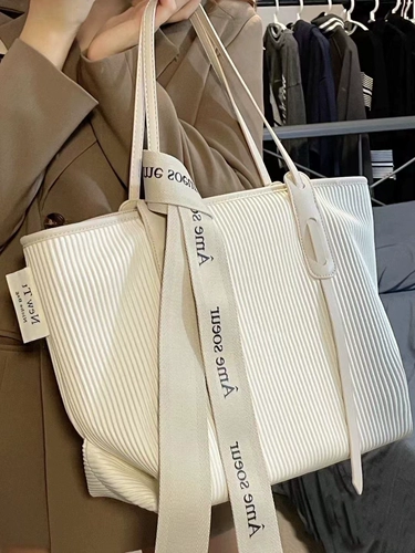 Сумка через плечо, вместительная и большая сумка на одно плечо, коллекция 2023, из натуральной кожи