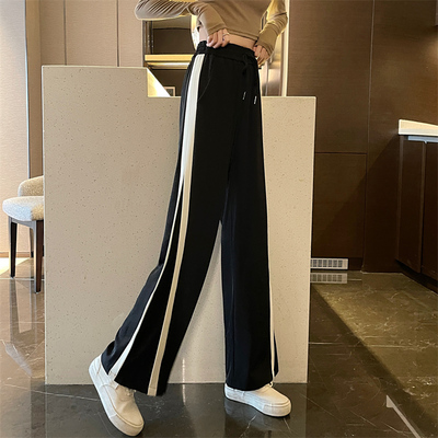 taobao agent Black jeans, plus size, elastic waist, for pear shaped body, fitted