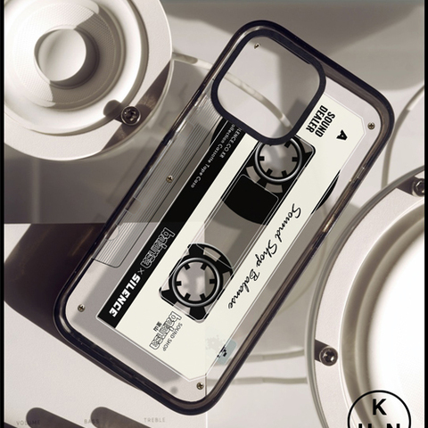 Retro Music Tape Vintage Plus/Pro/Max – 16, 15, 14, 13, 12, 11 iPhone Case