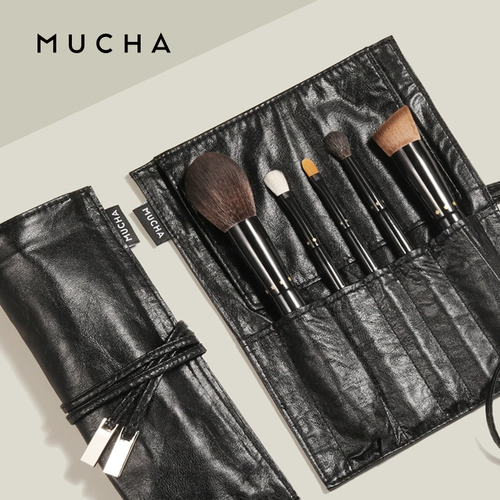 Кисть, сумка-органайзер, рассыпчатая пудра, румяна, мягкий экологичный хайлайтер