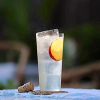 Ультра -типичный хрустальный стеклян