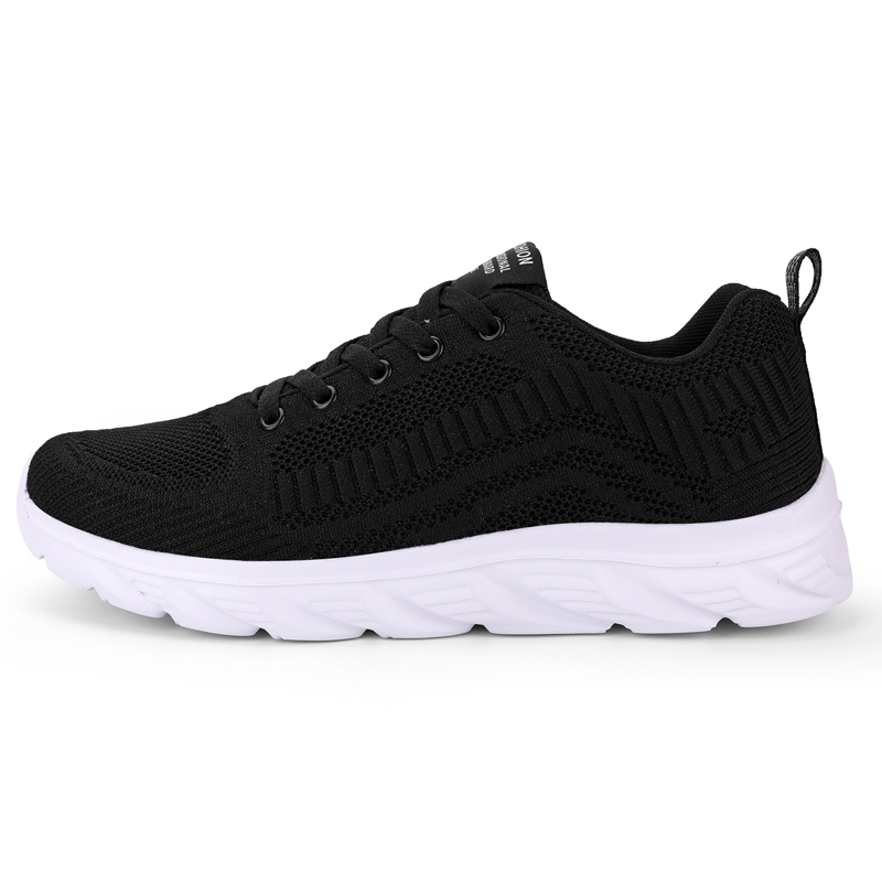 9022 black and white men's shoes