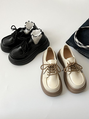 taobao agent White footwear platform, universal loafers English style, British style