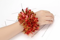 Красный и золотой шелк