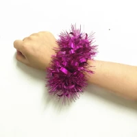 Розовый красный драконский мяч