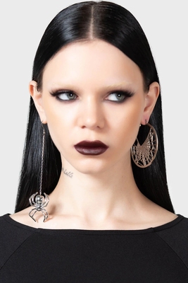 taobao agent Killstar Dark Wind Gothic Silver Spider Web Asymmetric Pendant Earrings Circle Jewelry