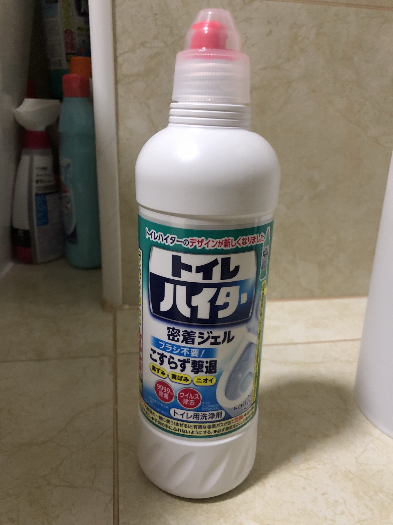 市場 お安く発送できます 小林製薬 シトラスの香り 12錠〔消臭剤 香るかんたん洗浄丸