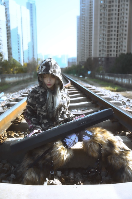 FLAME CAMO FITTED HOODIE image 9