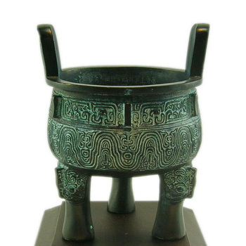 爱逛街为您找到鼎青铜器相关的宝贝,您可以在下面的板块中挑选喜欢的