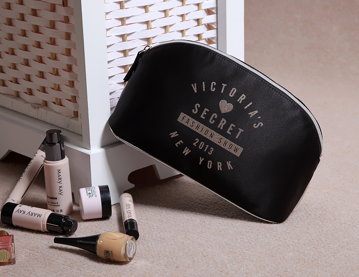 

Косметичка Victoria's Secret VS
