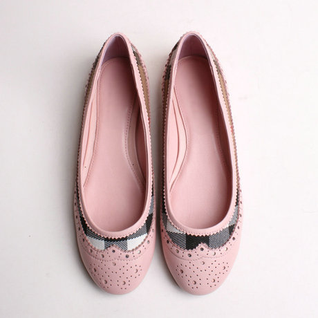 爱逛街为您找到浅口平底女单鞋相关的宝贝,您可以在下面的板块中挑选