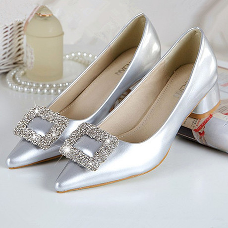 【粗跟浅口女鞋】_浅口女鞋图片_尖头平底女单鞋价格_搭配分享 - 爱