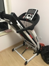 锐步跑步机zr8