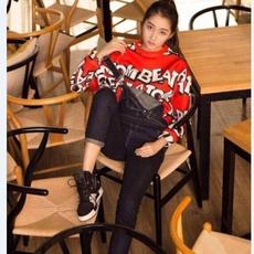 【关晓彤同款牛仔裤】_关晓彤同款牛仔裤图片