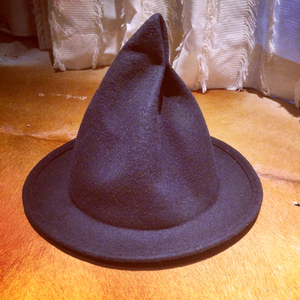 s.h独家定制 老妙子同款100%纯羊毛 女巫尖顶帽 暗黑系毛呢巫师帽