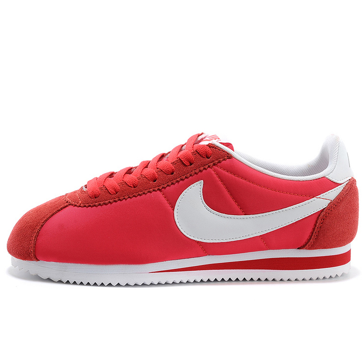 

Кроссовки Nike CORTEZ