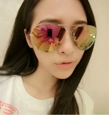 

Солнцезащитные очки Yi Niu glasses
