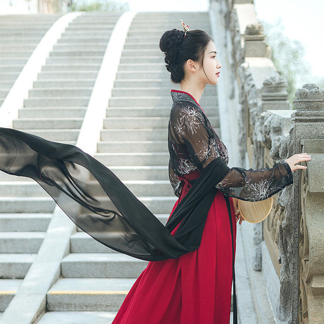 汉尚华莲传统汉服女装对襟襦裙齐腰日常夏款线菊印花红黑色