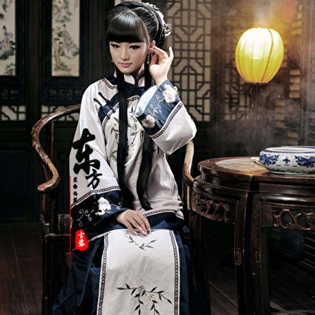 2014新款秀禾装 中式绣花小姐装 民国传统服饰大家闺秀 墨染沉香