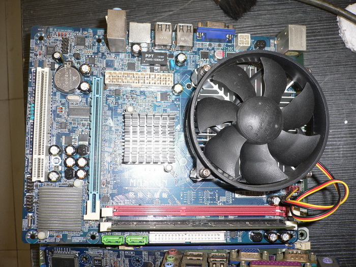 

Материнская плата OTHER 775 G31/G41+E3300/E5200+2G DDR2 800
