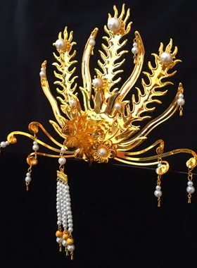 爱逛街为您找到金色凤冠相关的宝贝,您可以在下面的板块中挑选喜欢的