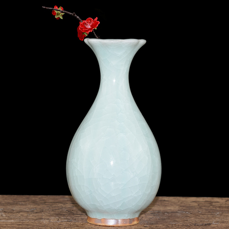 爱逛街为您找到陶瓷插花花瓶相关的宝贝,您可以在下面的板块中挑选