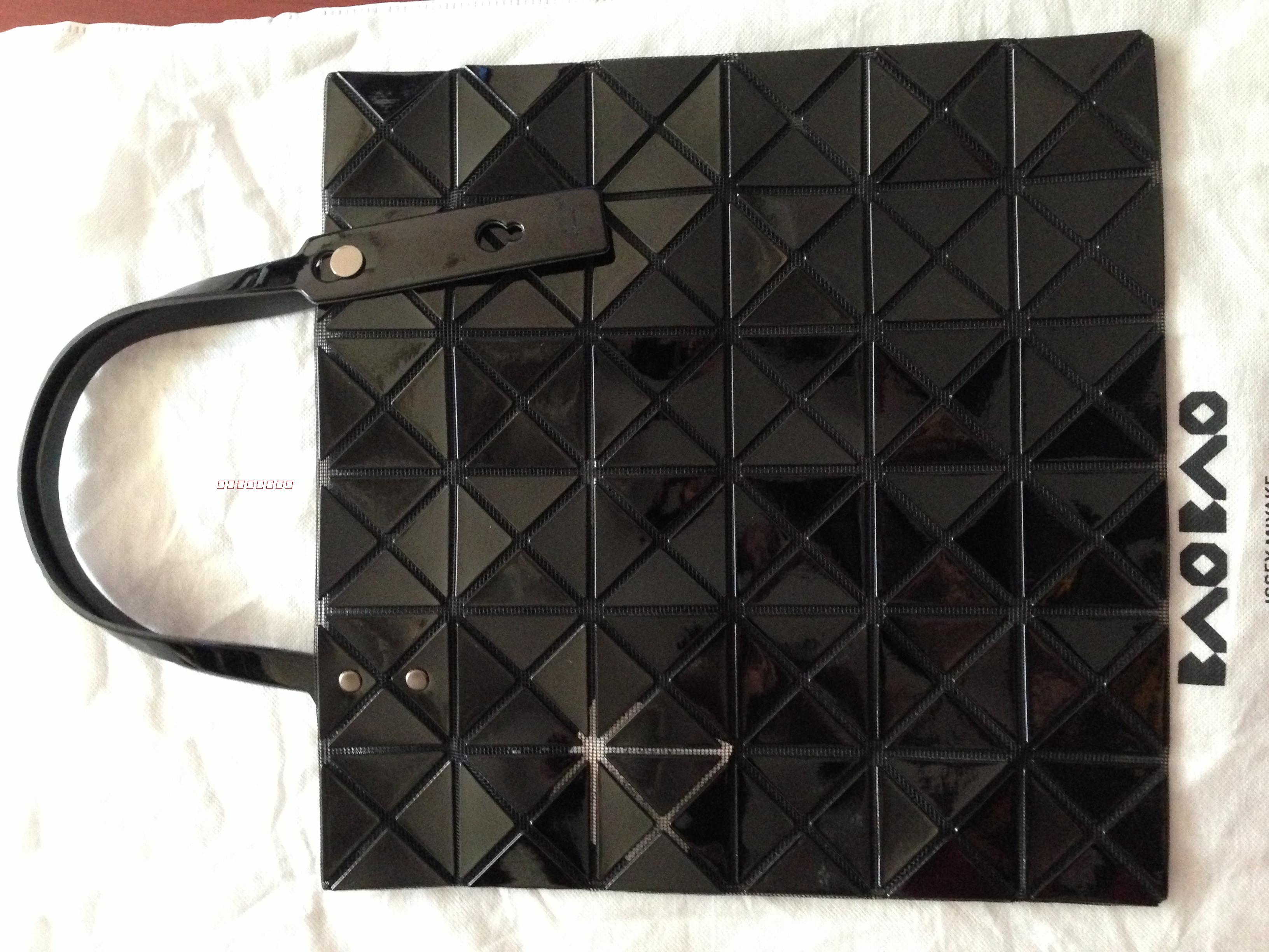 

Сумка Issey Miyake BAOBAO# 1950rmb