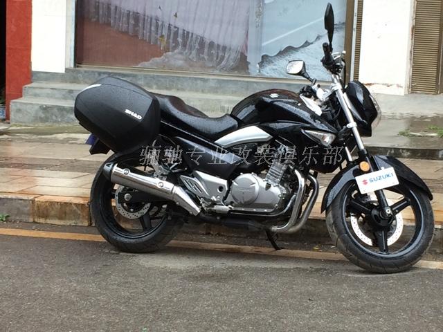 

Задний кофр для мотоцикла SHAD SH36 GW250/S/F