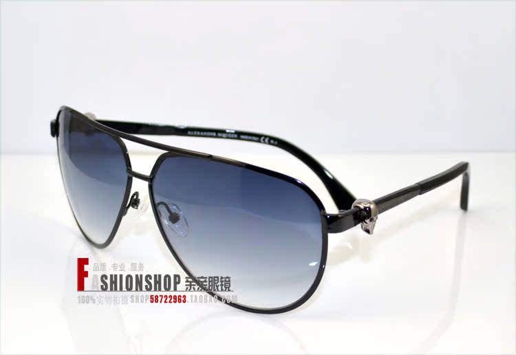 

Солнцезащитные очки Alexander McQueen 4156