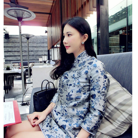 刘钰懿纺同款秋冬装日常长款青花瓷蓝色小袄旗袍连衣裙晚礼服定制