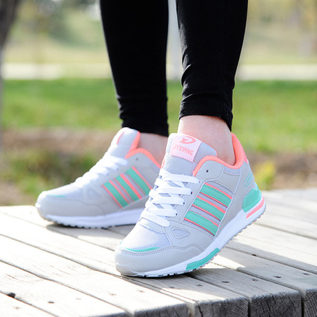 爱逛街为您找到女生春秋运动鞋相关的宝贝,您可以在下面的板块中挑选