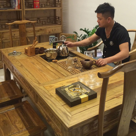 爱逛街为您找到榆木茶台相关的宝贝,您可以在下面的板块中挑选喜欢的