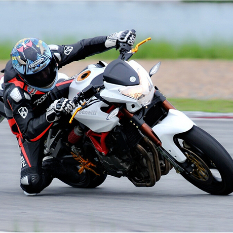 您可以在下面的板块中挑选喜欢的宝贝 黄龙bj600gs重型赛摩托车