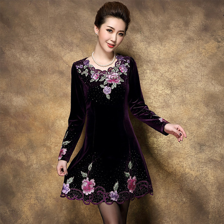 唯品会特价秀巧中年大码女装妈妈装15新品金丝绒秋装连衣裙长袖