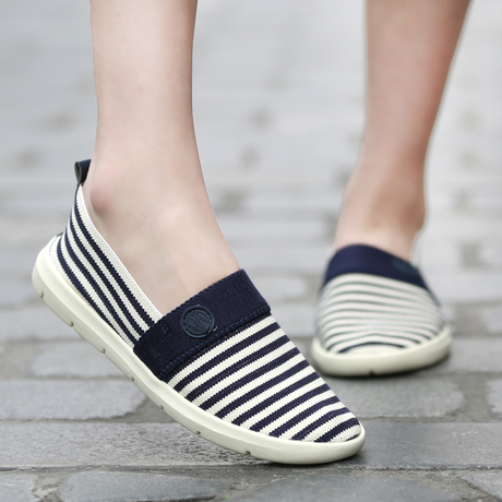 爱逛街为您找到懒人板鞋相关的宝贝,您可以在下面的板块中挑选喜欢的