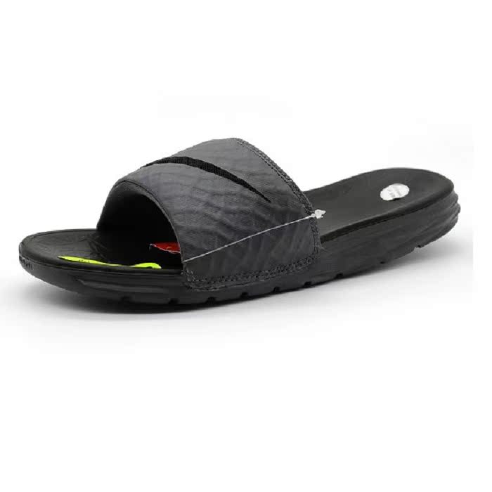 

сланцы Nike 705474-090-700