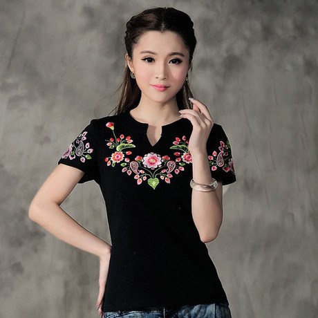 爱逛街为您找到刺绣花短袖t恤相关的宝贝,您可以在下面的板块中挑选